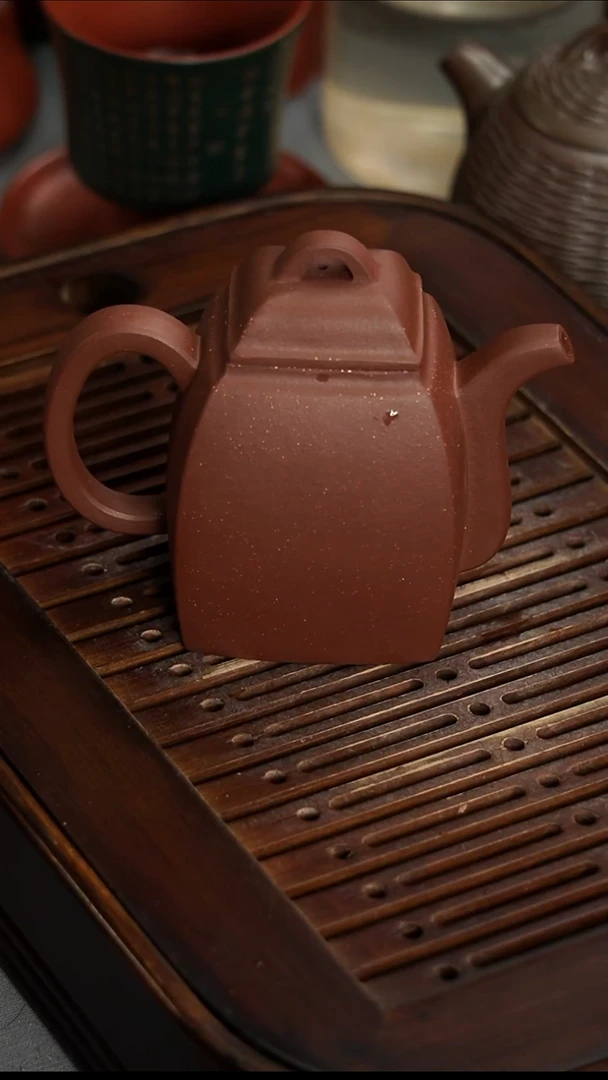 茶壶紫砂宜兴紫砂紫泥汉方200毫升