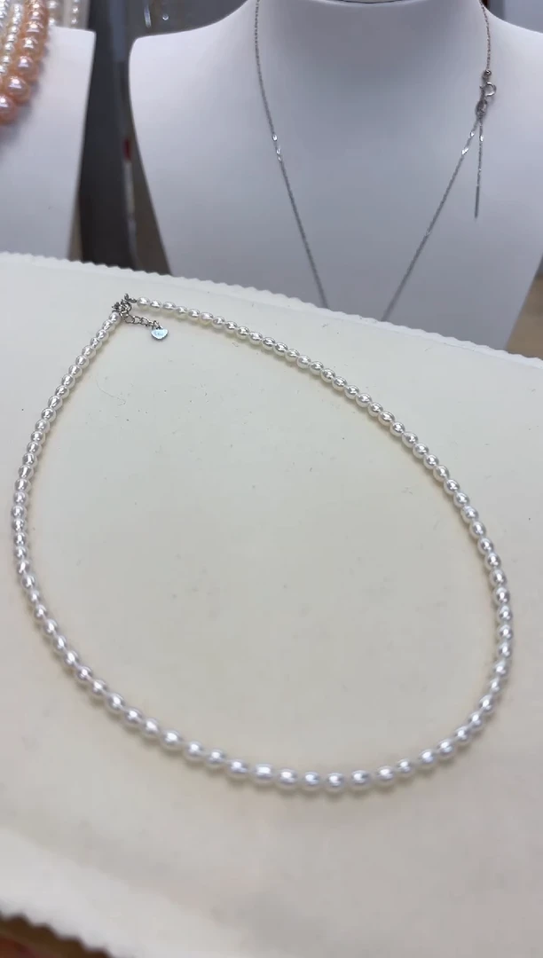 【闪购商品】淡水珍珠颈饰银S925镶嵌3-4MM无核米珠项链