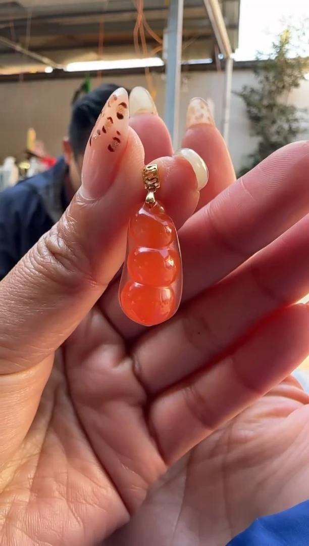 【闪购商品】南红玛瑙配饰18K金镶嵌原矿无优化冰红豆子