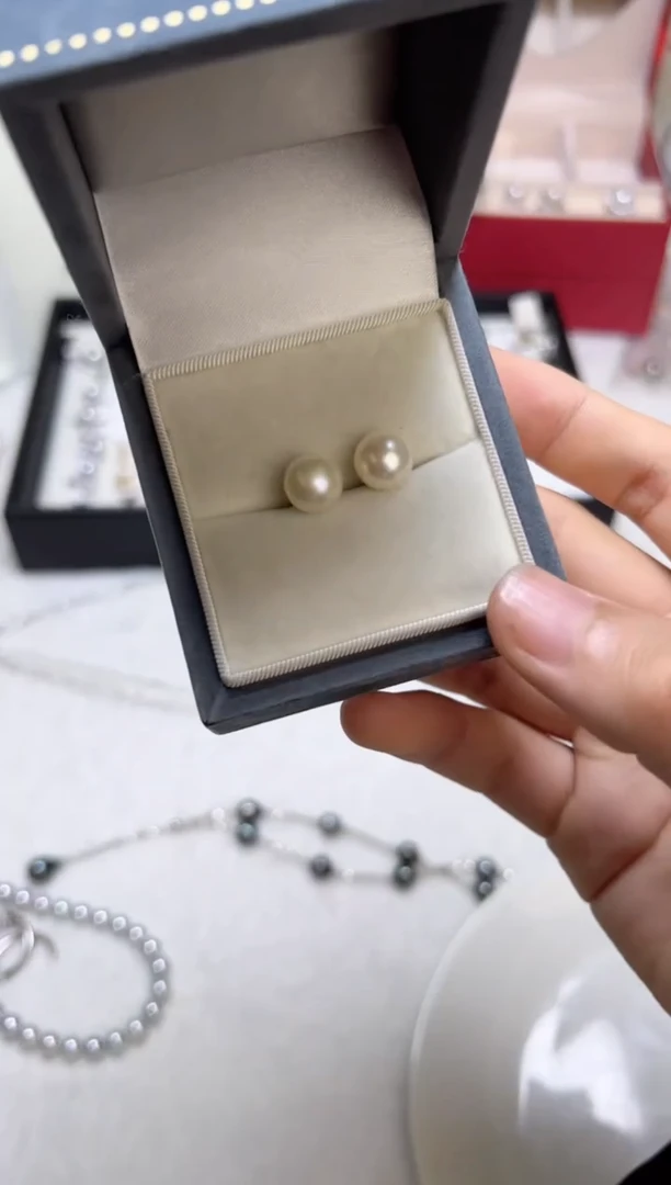 【闪购商品】海水珍珠耳饰银S925镶嵌546