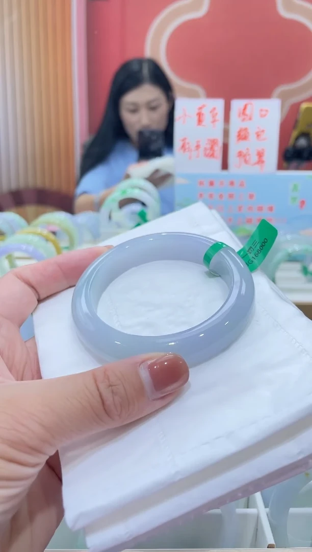 翡翠手镯未镶嵌00008649