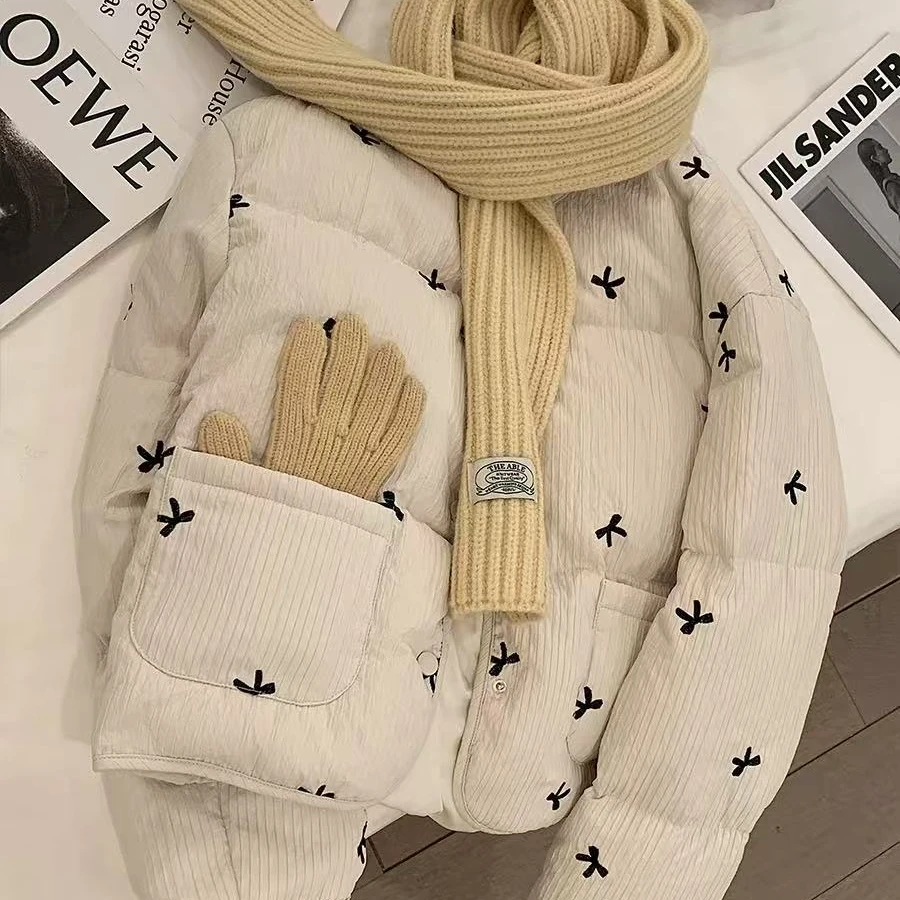 B19-4两色”小蝴蝶结”棉服外套（2397）