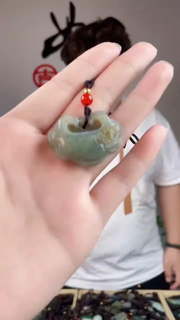 和田玉未镶嵌挂件多样性发货，拍一发一