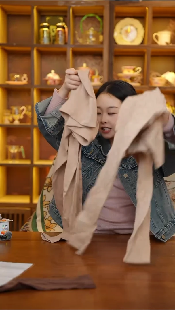 陶30-张柏芝同款塑形热能衣均码-隐形肤（80-130）