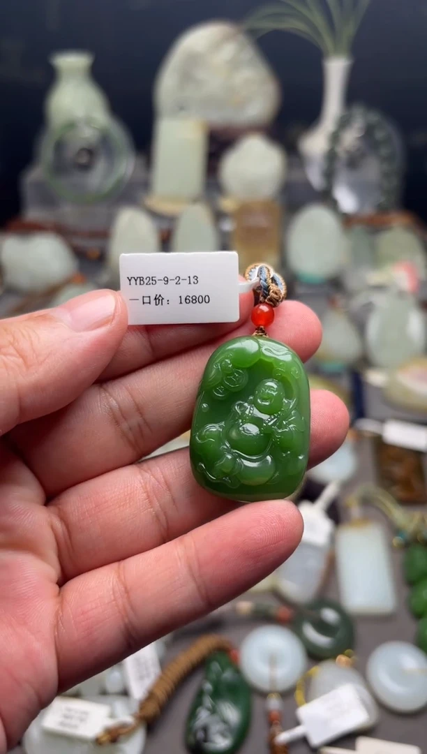 吊坠(不含链)未镶嵌和田玉佛公