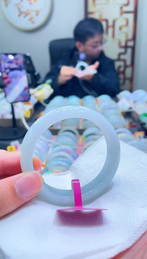 未镶嵌手镯翡翠130-55