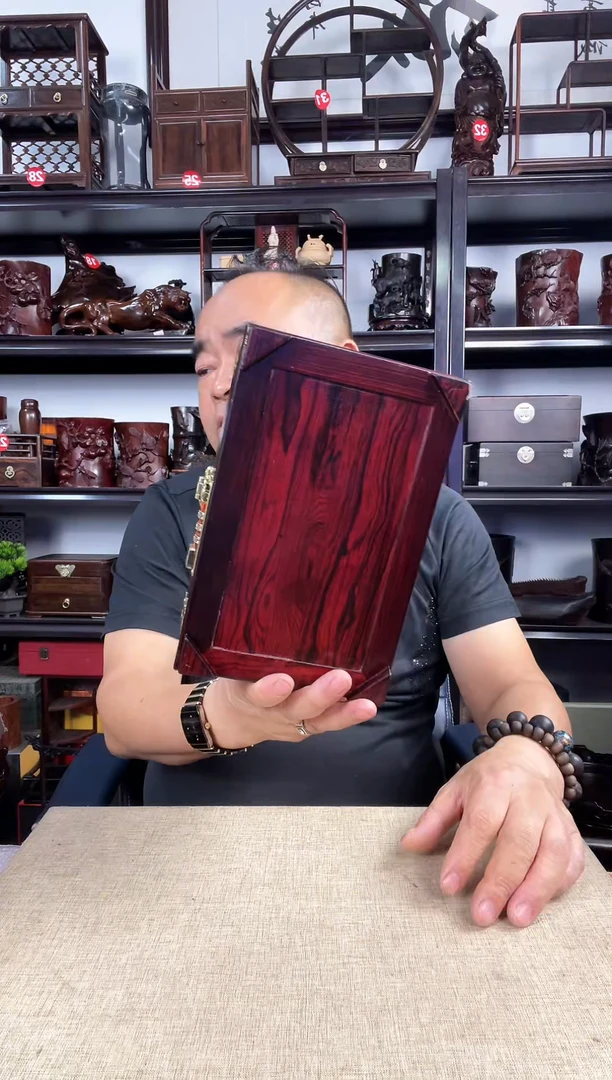 木389老李红木工艺品