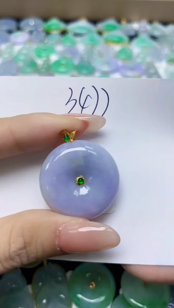 翡翠未镶嵌颈饰天然缅甸翡翠A货