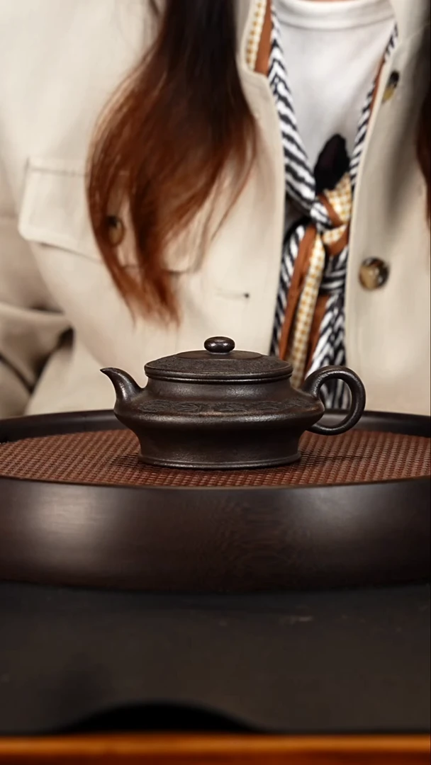茶壶紫砂 宜兴紫砂壶玄铁石黄虚扁220cc