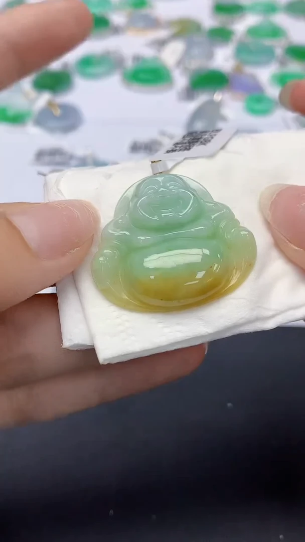 翡翠18K金镶嵌颈饰天然缅甸a货翡翠