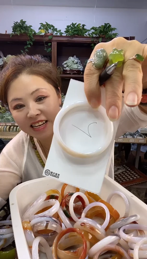 手镯玛瑙/玉髓未镶嵌用****0多样性随机发一2