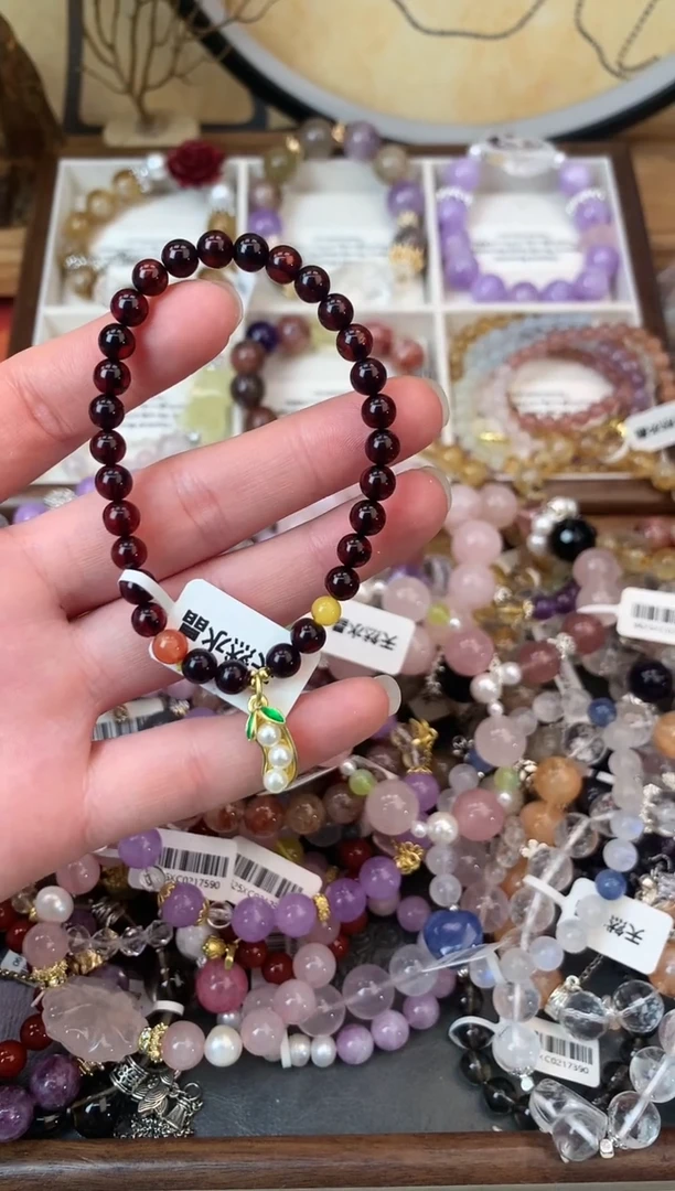 【闪购商品】血珀手链未镶嵌351手串