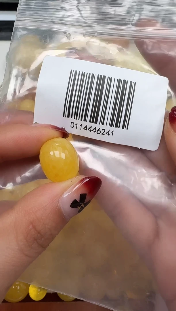 裸石琥珀未镶嵌如图