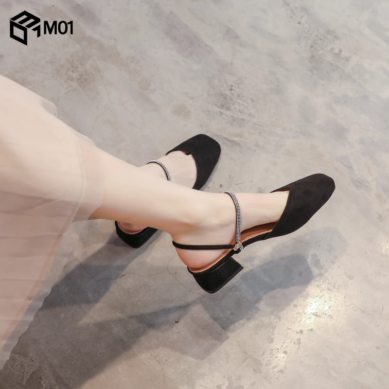 M01低跟凉鞋女夏季2025水钻仙女风凉半拖中跟粗跟包头平底两穿鞋