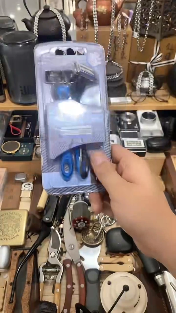 瓷片闪购商品  如图所示
