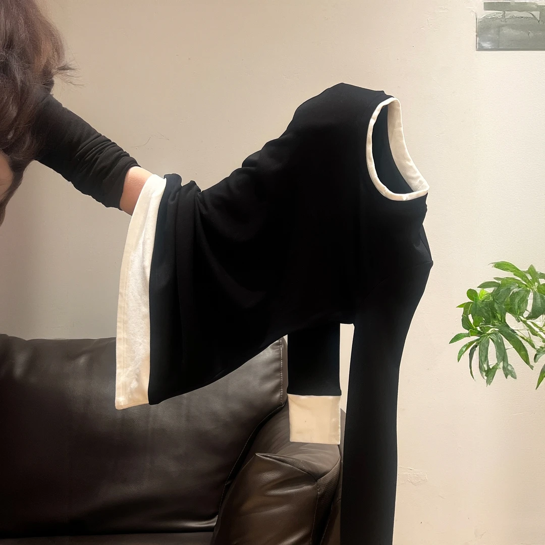 2026早春新款假两件撞色拼接中长款磨毛加厚内搭长袖打底t恤女潮