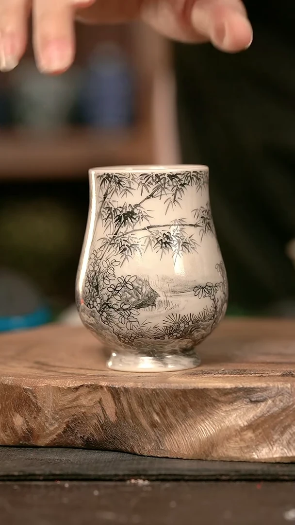 手绘手绘纯手绘高温现代瓷   气   墨竹凯恩杯90cc