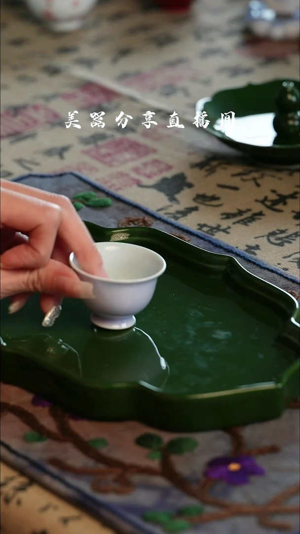 景德镇高温单色釉一口杯