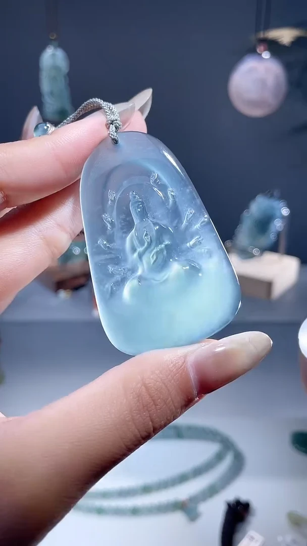 颈饰未镶嵌翡翠千手