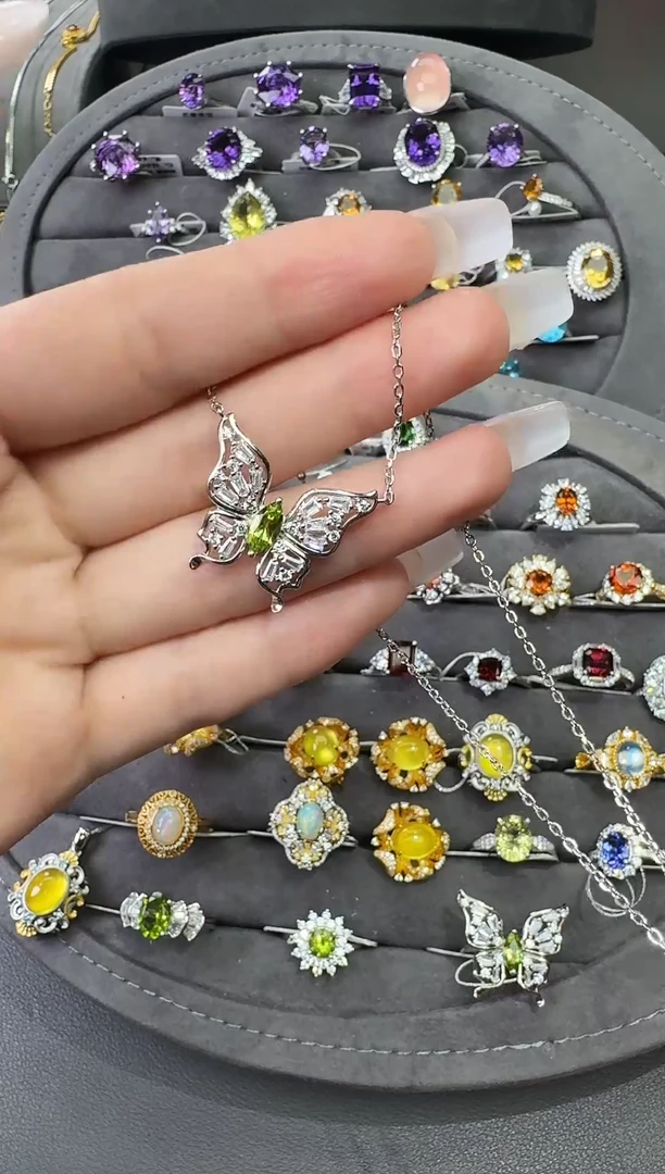 项链银S925镶嵌橄榄石【七天鉴赏】