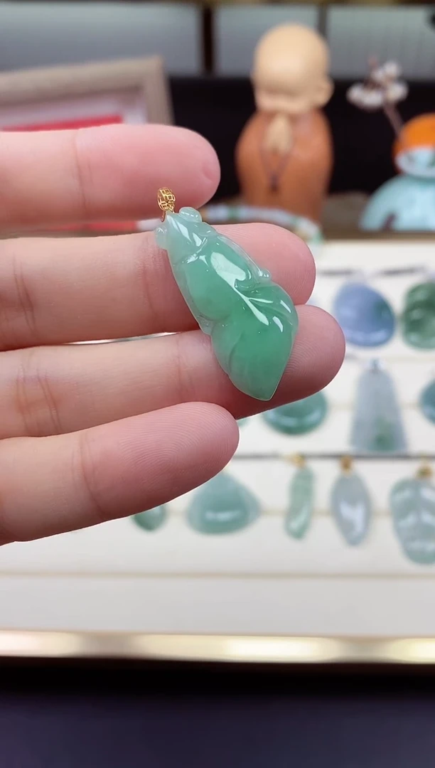 吊坠(不含链)18K金镶嵌翡翠鱼18K金扣镶嵌@@CMT5950