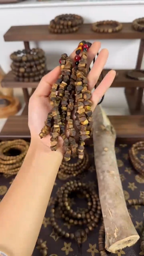 沉香沉香碎屑高油脂车挂