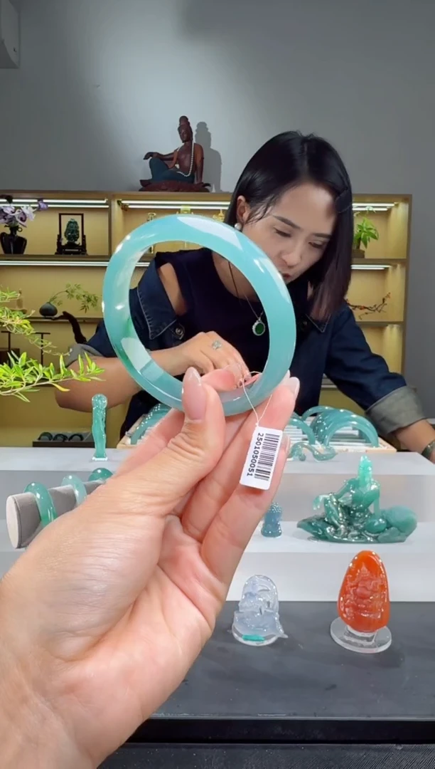 未镶嵌手镯翡翠60圈