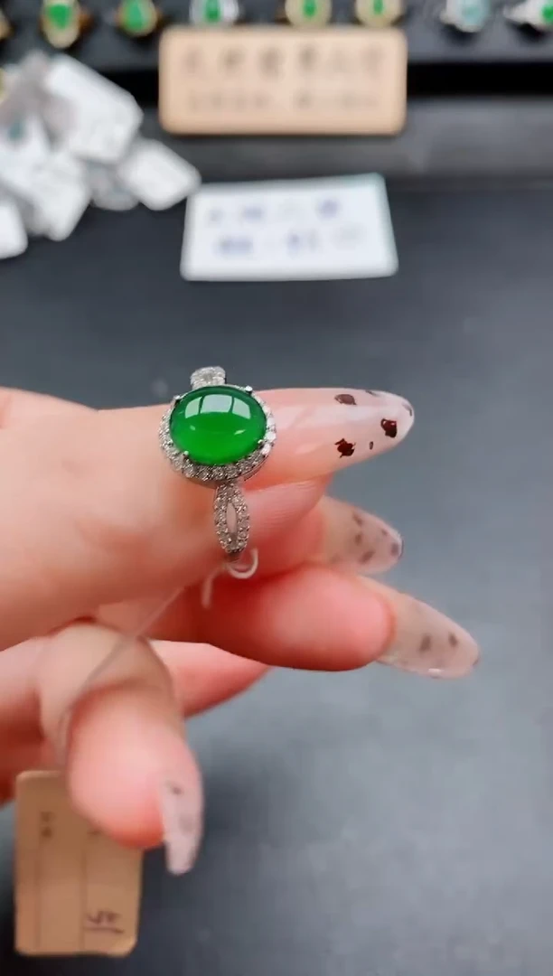 银S925镶嵌戒指翡翠1