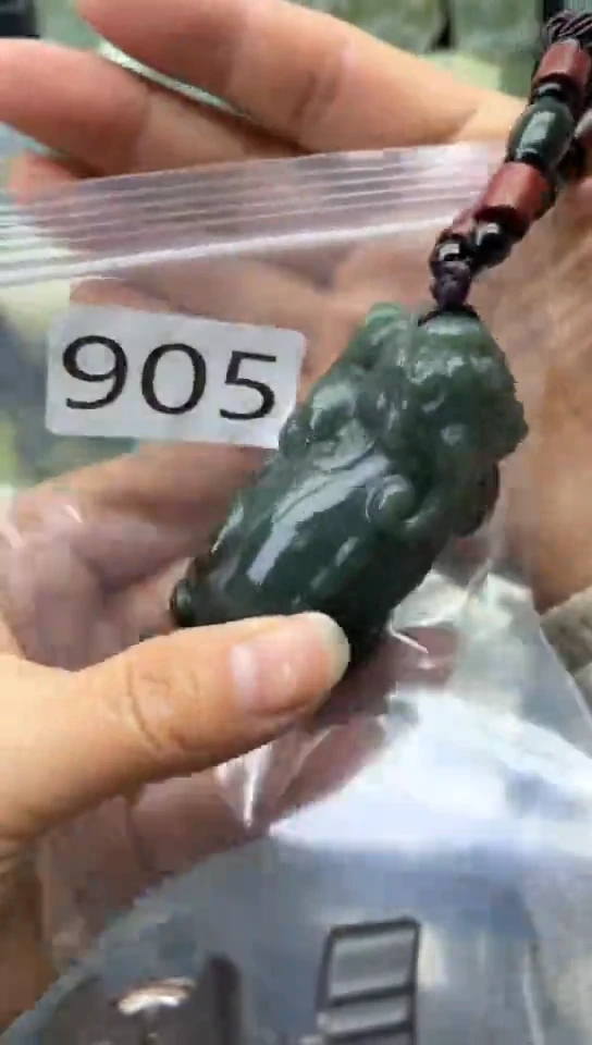 未镶嵌和田玉珠宝半成品貔貅