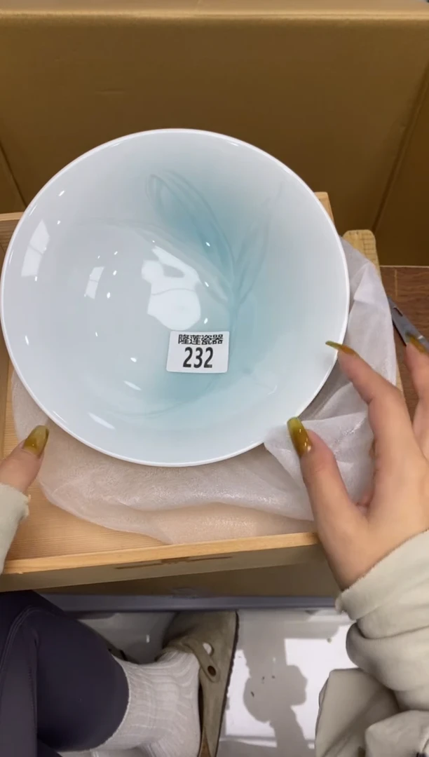 瓷片渣*喵隆莲瓷器欢迎大家
