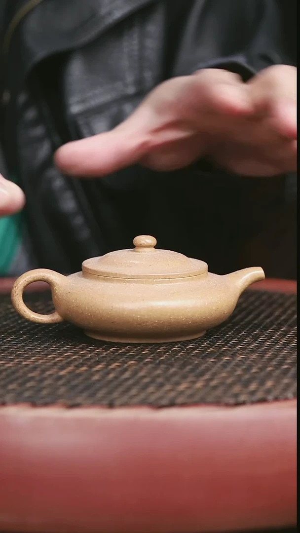 茶壶紫砂11号黄金段扁盘135cc