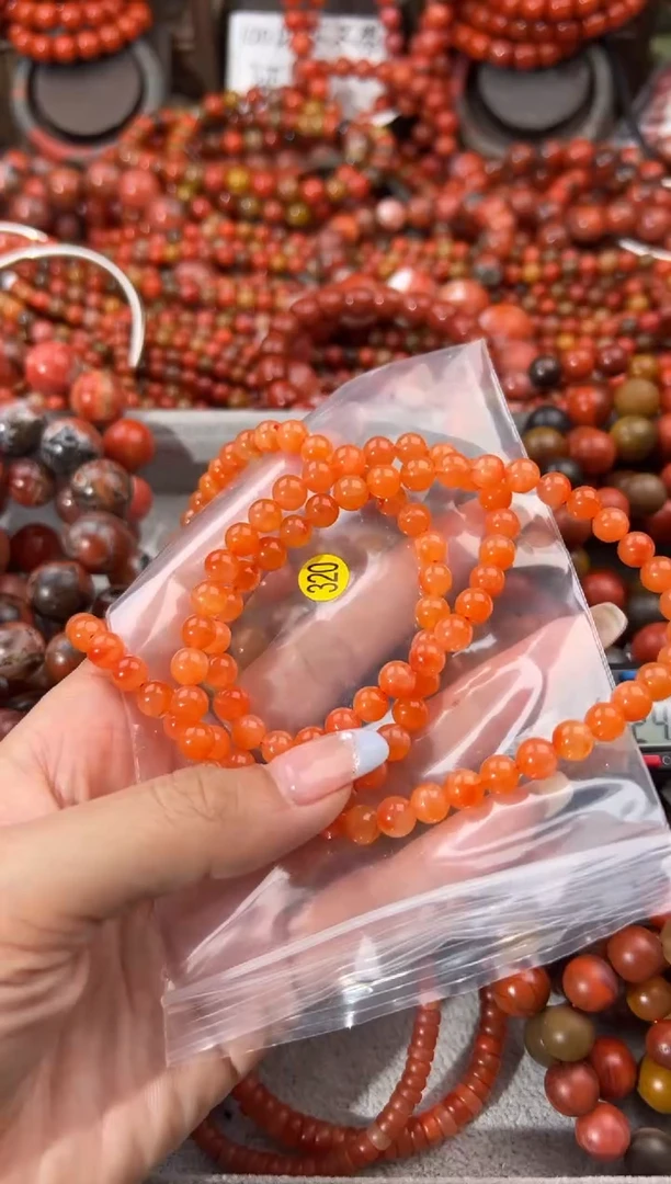 未镶嵌手串南红玛瑙6+