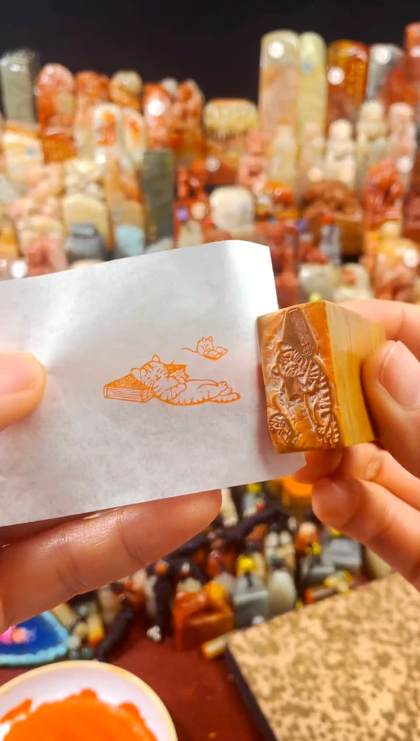 【闪购商品】老挝石印石手工篆刻《猫和老鼠》