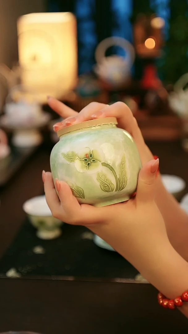 陶瓷茶具见喜茶叶罐