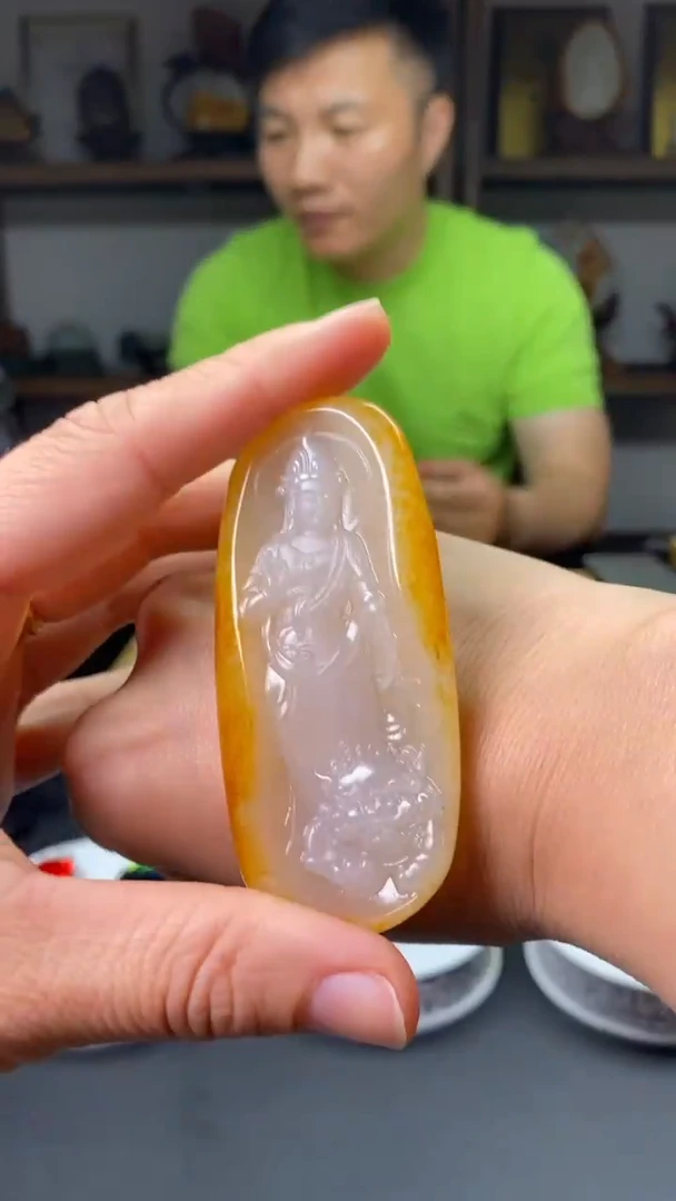 和田玉未镶嵌挂件观音