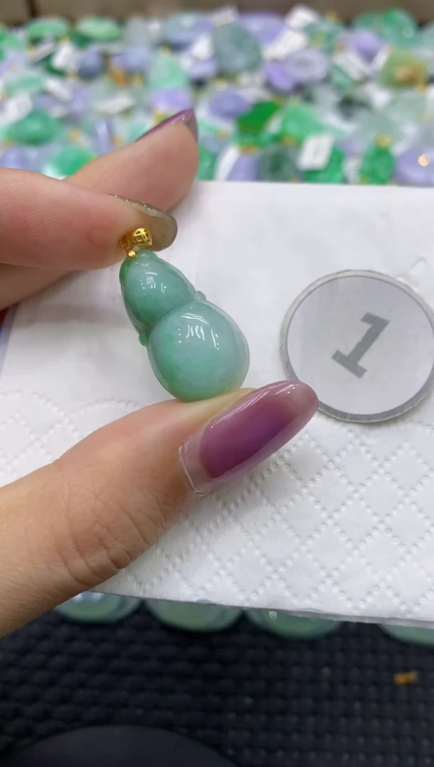 颈饰未镶嵌翡翠天然缅甸翡翠A货