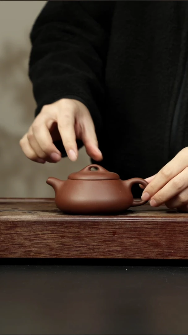 茶壶紫砂底槽清 过桥扁腹