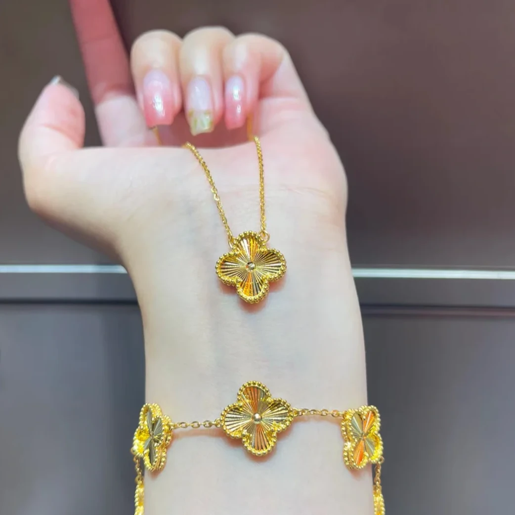 LBDS2505001四叶草双环吊坠石膏模具 打金模具 金银加工模具