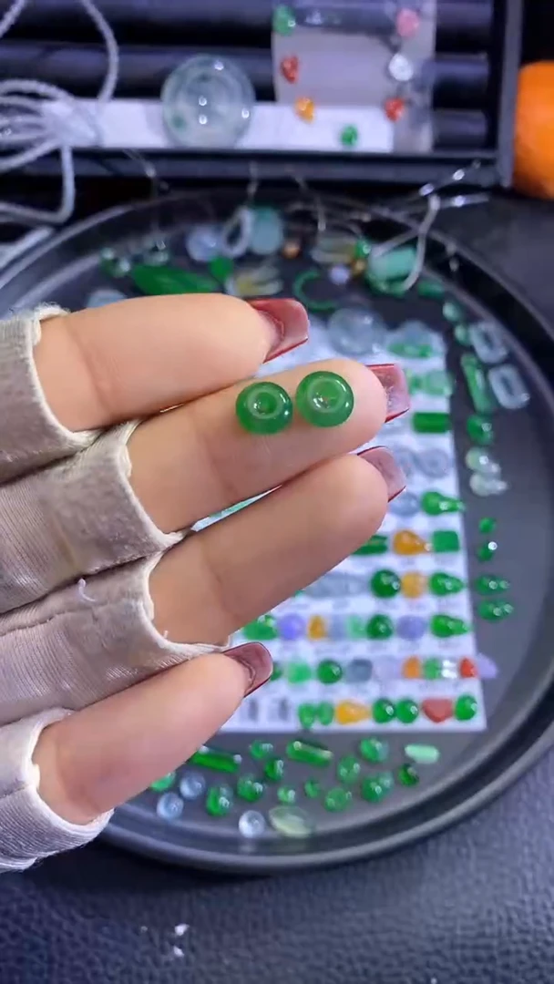 未镶嵌挂件翡翠扣子