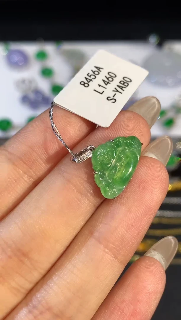 翡翠18K金镶嵌吊坠(不含链)L1460多样性发其一