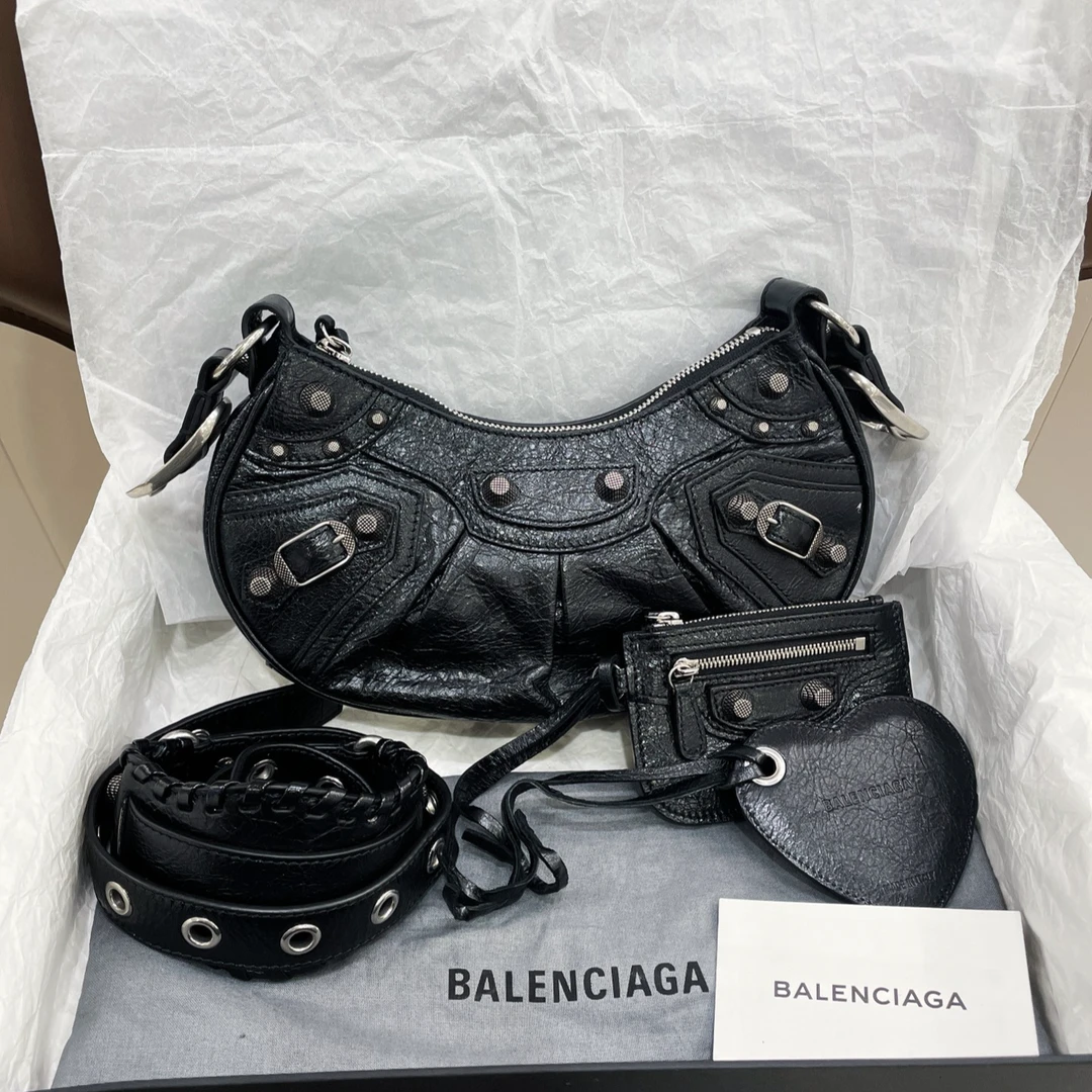 95新 Balenciaga/巴黎世家 le cagole黑色银锭流苏机车包