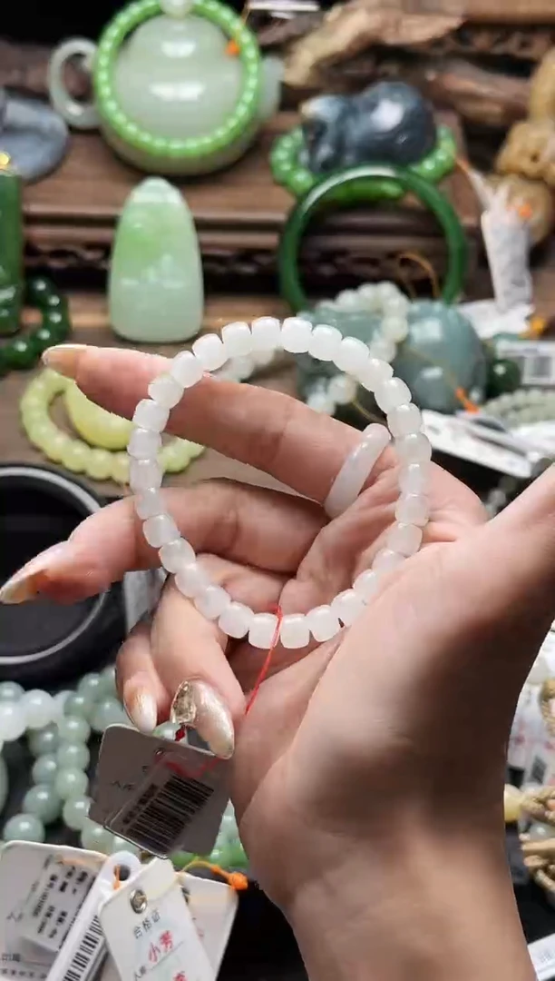 未镶嵌手串和田玉卡7若羌白玉 极限弧多样性发一