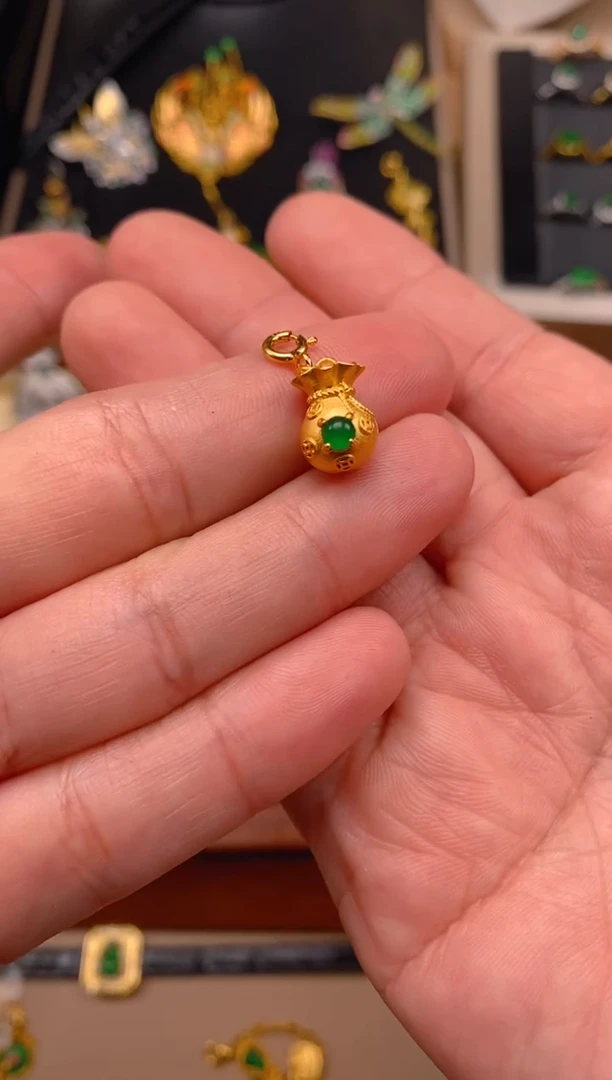 【闪购商品】翡翠吊坠(不含链)银S925镶嵌钱袋