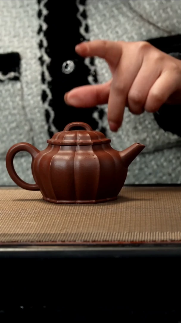 紫砂茶盏底槽清筋纹水平150CC