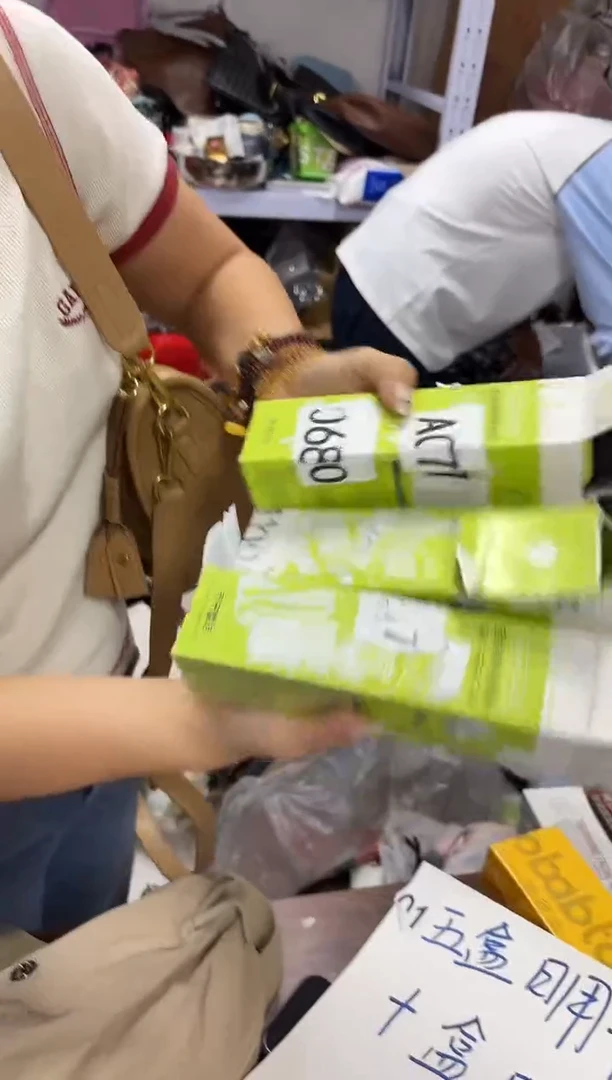 PU上车啦 宝宝们抓紧时间去链接拍吧未来童话水乳洁面一套