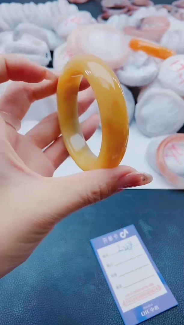 未镶嵌手镯石英质玉L264-57-58