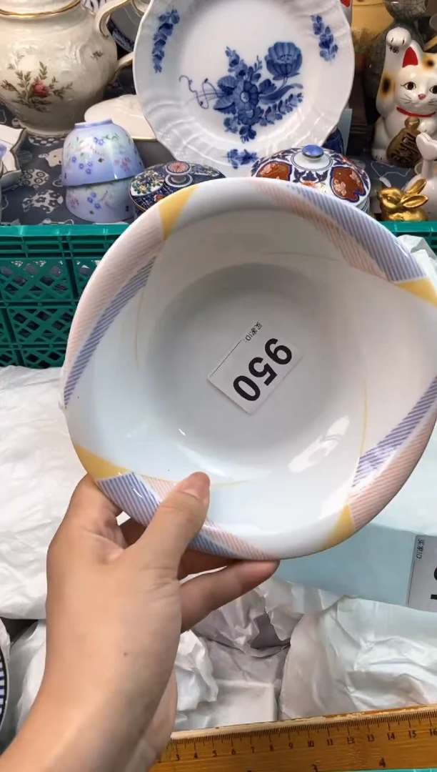 瓷片瞧**看[○･｀Д´･ ○][○･｀Д´･ ○]
