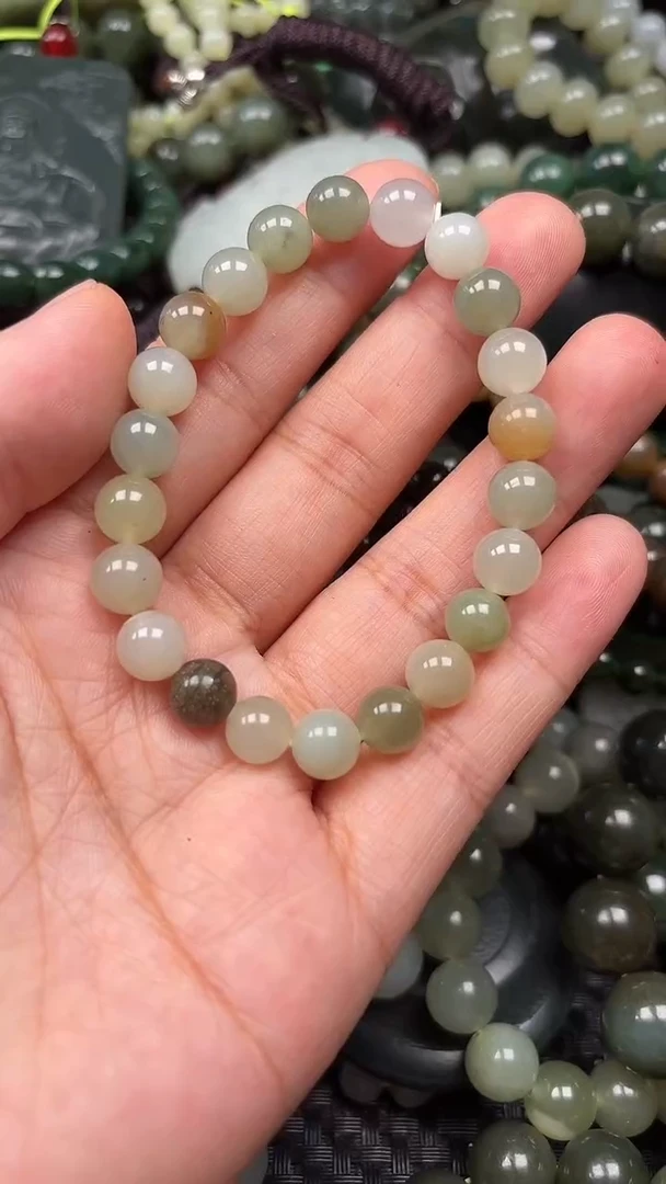 和田玉未镶嵌颈饰1