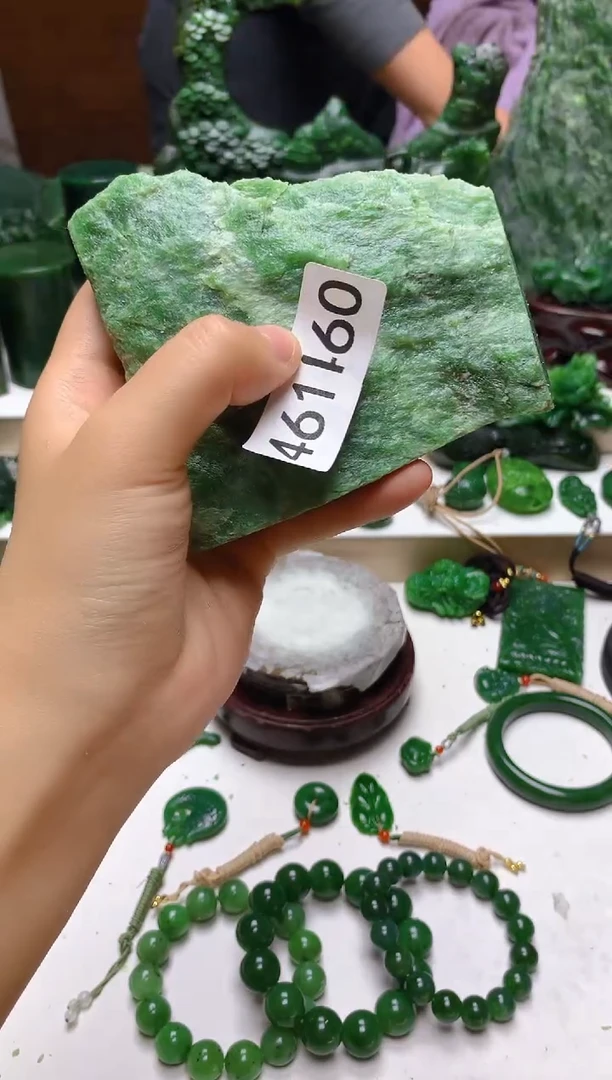 未镶嵌和田玉珠宝半成品1