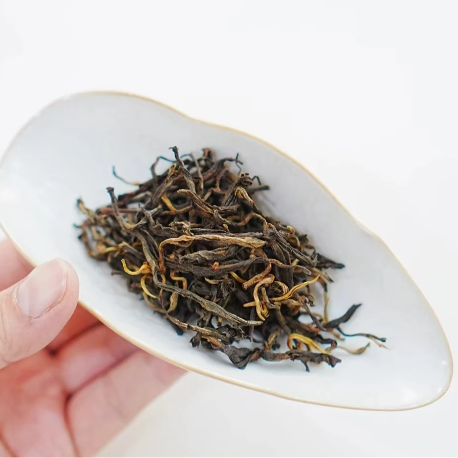 827号-2025年  绿水塘混采晒红（春）普洱红茶散茶